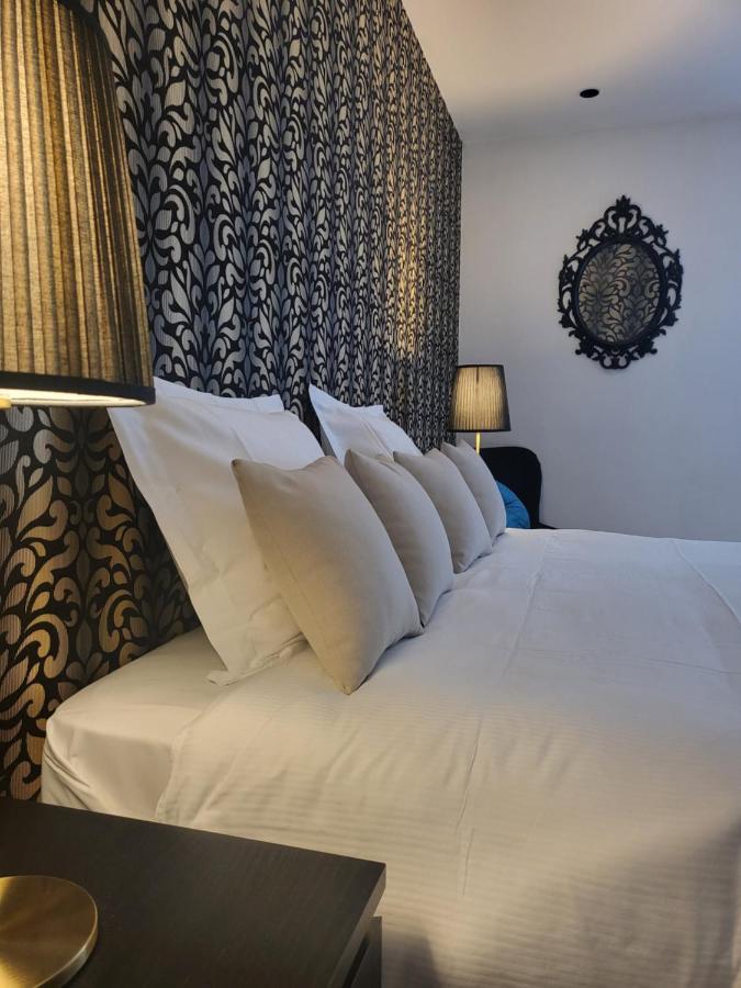 Table Et Chambre Particuliere Монс Экстерьер фото
